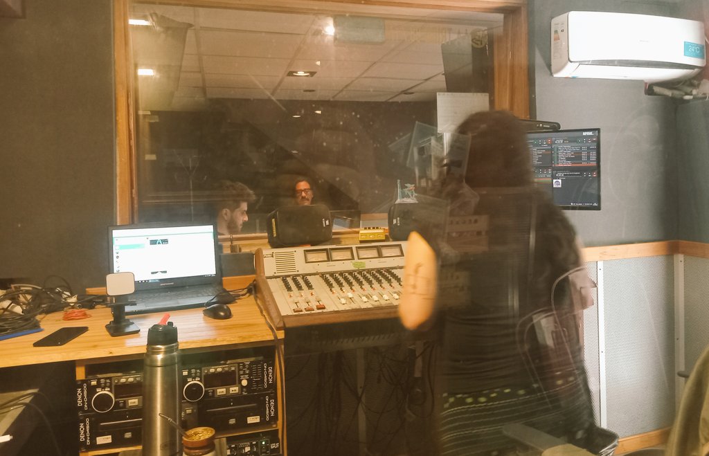 #Radio
📍Las canciones del Debate Presidencial y corrida bancaria por el "Dólar Milei"

📻 Hasta las 13hs nos subimos a <a href="/lamontaniafm/">La Montaña</a> <a href="/fmlatribu/">LA TRIBU</a>