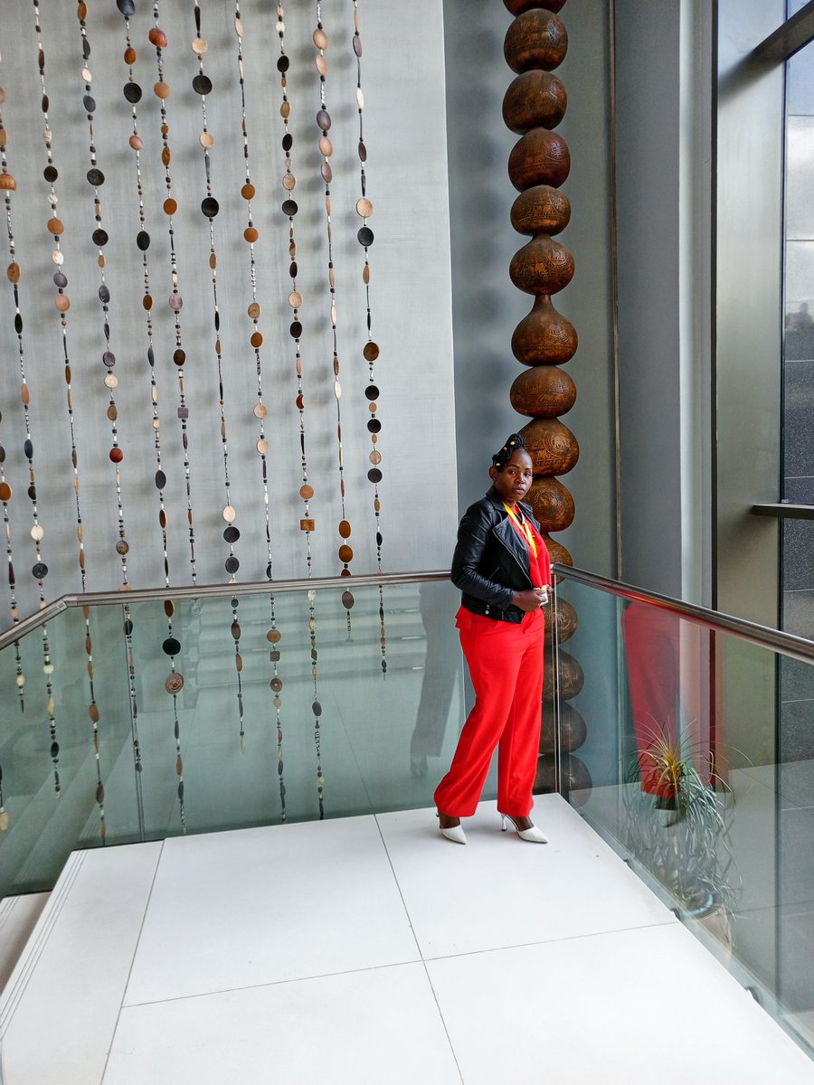 merctaurus's tweet image. I may not know how to draw but maybe I can draw attention!Now,do you know you don't need to  be a professional to help someone with mental health issue?
That Talk, That walk,That Text can make a change!!
#Risingabovethestigma 
#MentalHealthMatters 
#MentalHealthDay2023