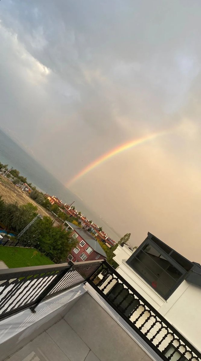 semaspi's tweet photo. #vanedremit🌈 https://t.co/HiSmtkicM5