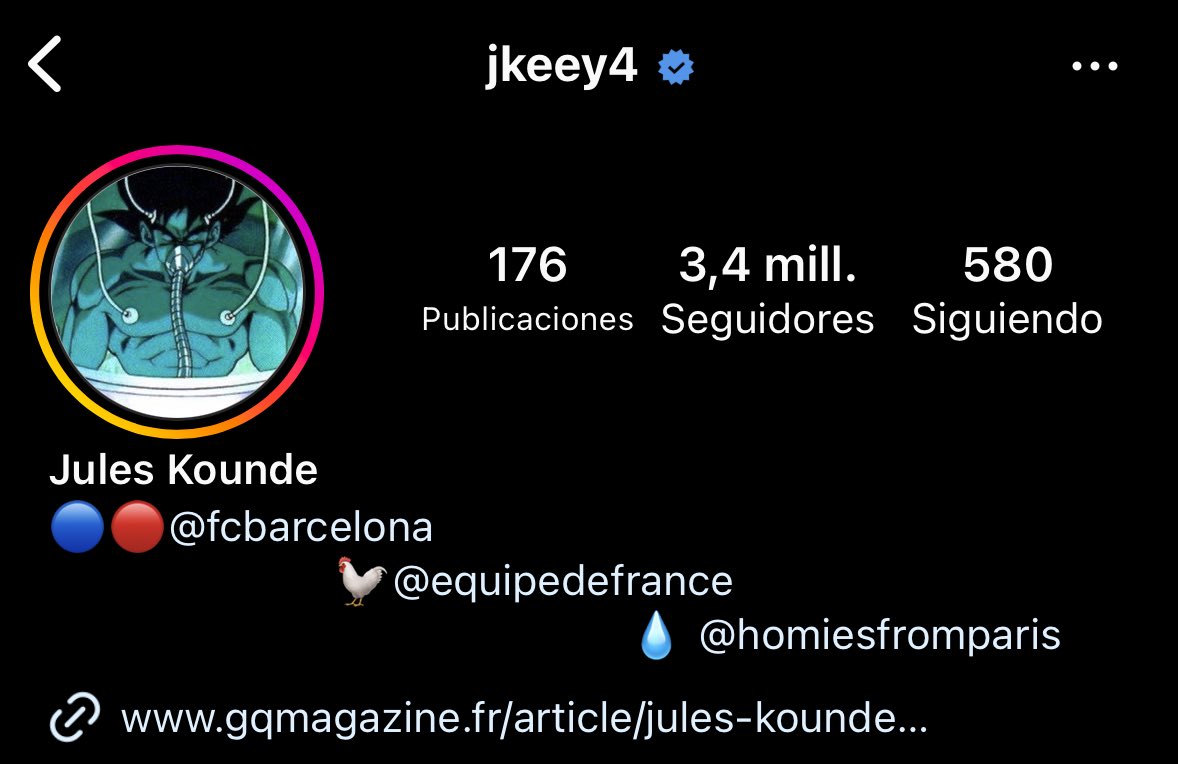 GxlDePaulinho's tweet photo. La nueva foto de perfil de Koundé me pone mucho. Va a volver más fuerte que nunca. https://t.co/h1U40SgKgL