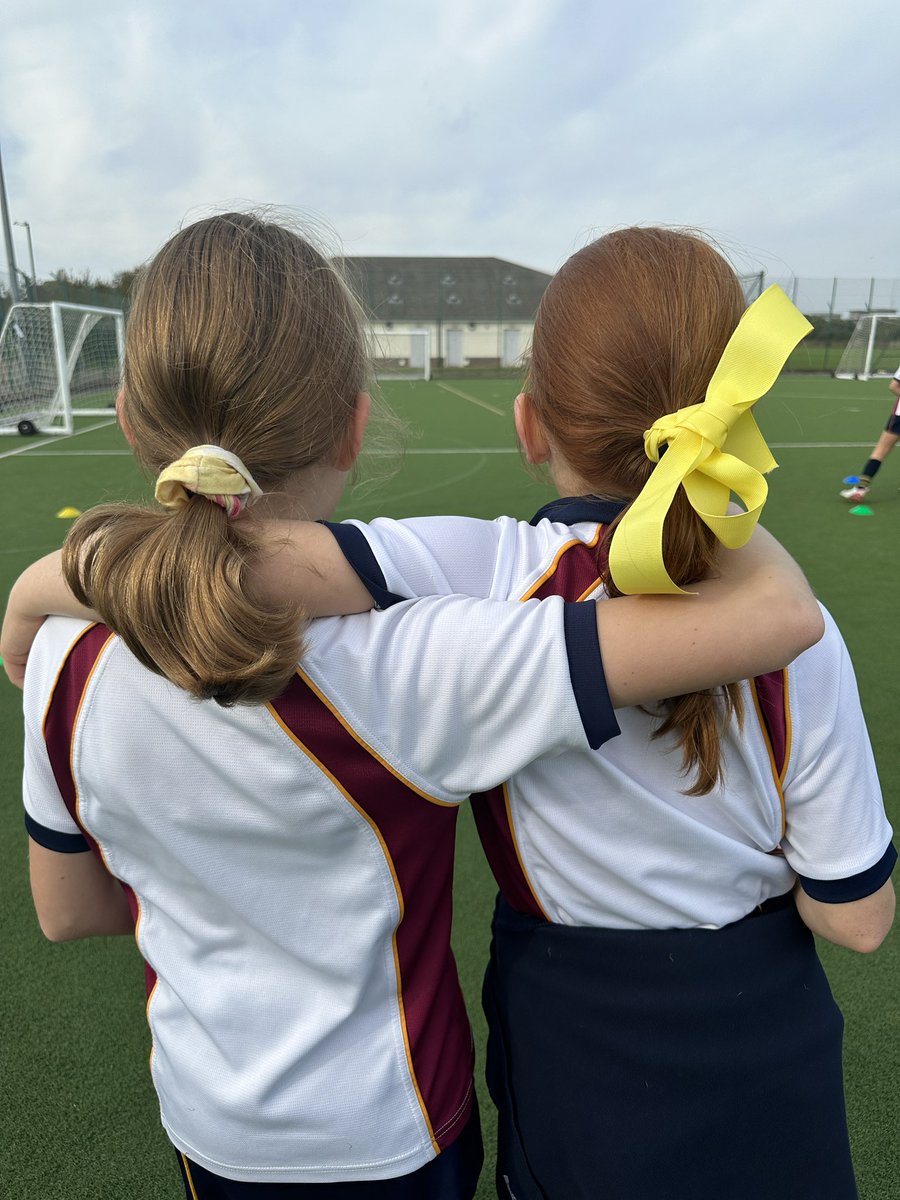 CCSeniorGirls's tweet photo. Our #CCSGYear7 fully embraced wearing a touch of #HelloYellow today to raise awareness of #WorldMentalHealthDay - our pupils #mentalhealth is always so important to us! #CCThrive #CCBelong #CCRespect https://t.co/KCBQW6Wc7C