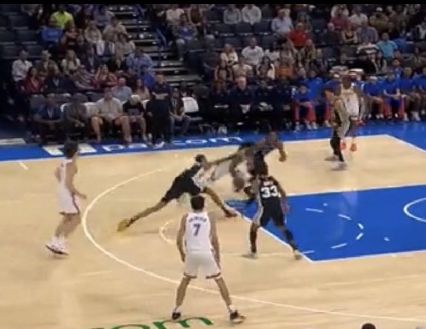 F8FfEnCW4AInHEs?format=jpg&name=900x900