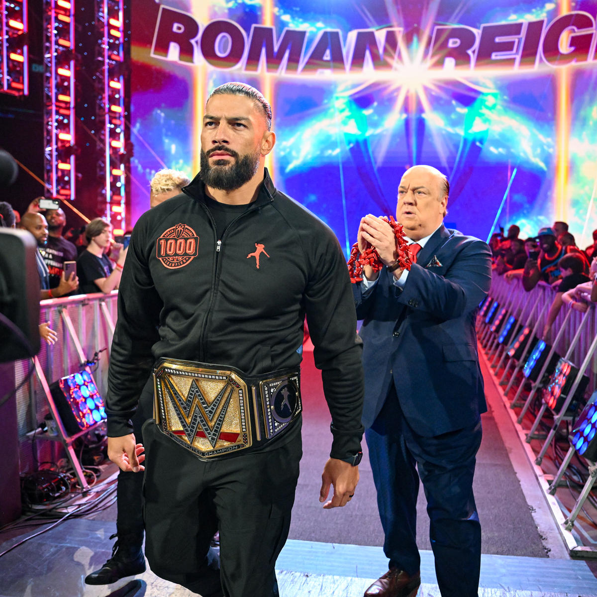 Reigns_Era_'s tweet photo. Tribal Chief Returns To #SmackDown This Week ☝🏻

Very Excited 😃

@WWERomanReigns #RomanReigns #WWE https://t.co/0RcYTrGV4i