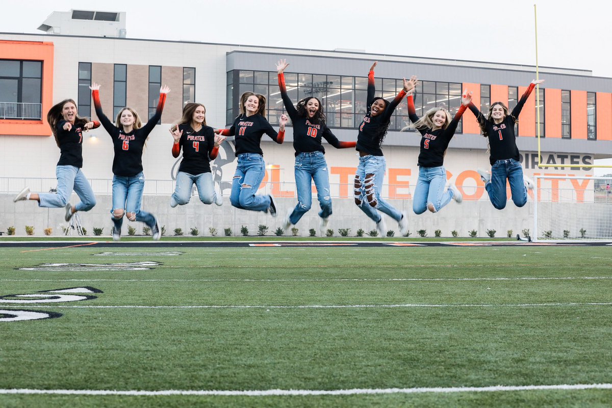 TONIGHT! 🧡
Join us for SENIOR night. Come help us celebrate these 9 amazing girls. We are so blessed to have them and their leadership and can’t wait to celebrate them tonight! The recognition will take place between the JV and Varsity game. See you there!