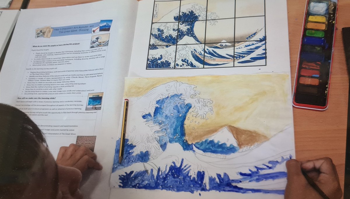 HalilMrT4Real's tweet image. 🌊The Great Wave Off Kanagawa🌊

(Hokusai)

I mean ... Just look at that 👀🎨🌊

I can't wait to see it when it is finished!❤️

I love our curriculum it is one of sheer beauty! 💙

#PrimaryArt