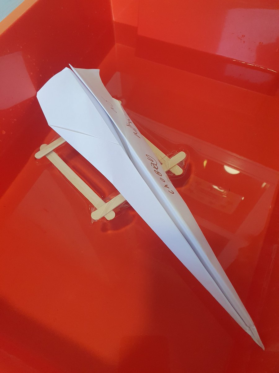 whatsonatcampie's tweet photo. We have some budding aeronautical engineers in P6B. Design brief: design and build a plane that will fly and float. These planes performed very well on the float test 5/5! #STEM #HatchetGaryPaulsen https://t.co/Wr7FsSFH0D