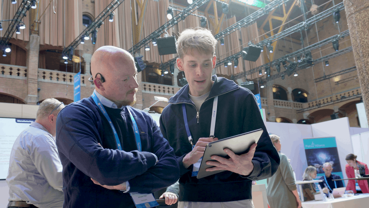 labtwin_com's tweet image. LLM&apos;s &amp;amp; AI were undeniably the buzzwords of the 2023 #LaboftheFuture Congress in Basel! We were thrilled to showcase our latest advancements in these areas during a joint talk presented by Célia, &amp;amp; our esteemed client, Erwin Houben, R&amp;amp;D Digitization manager at Envalior.
#Labtwin