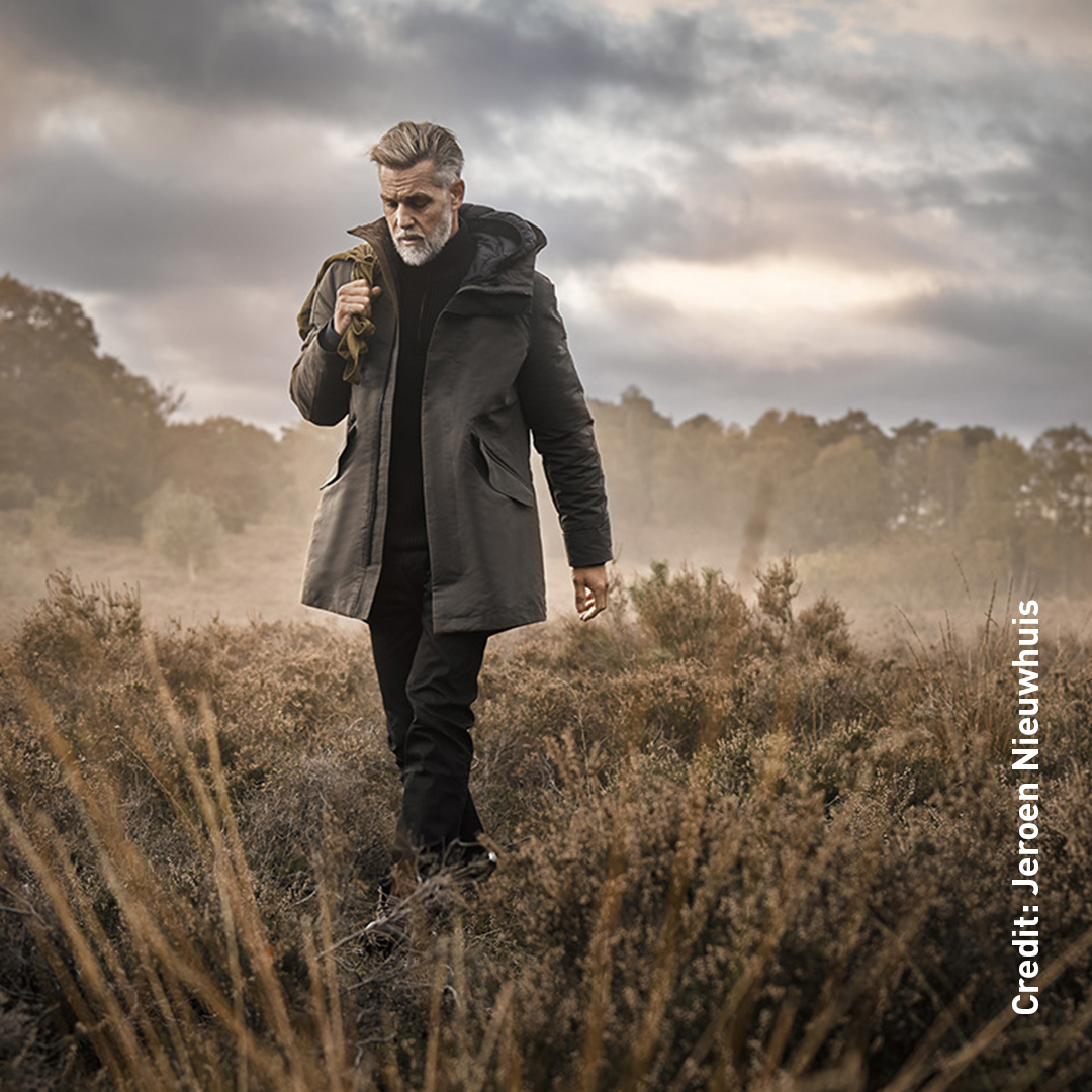 broncolor's tweet photo. The Siros monolights are a photographer's dream for on-location portrait sessions. 

For this series @JeroenNieuwhuis used a Siros to capture stunning visuals featuring @GronefeldTime and fashion by Butcher of Blue.

#broncolor #broncolorlighting #siros #portrait #onlocation https://t.co/3Xl8p5D4XK