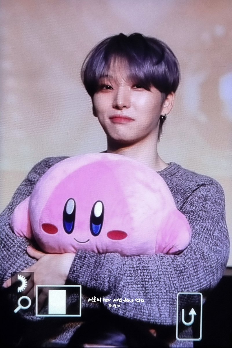 231010 제이제이뮤즈 pre

커비커비 떠호떠호💫🩷

#원어스 #서호
#ONEUS #SEOHO #ソホ