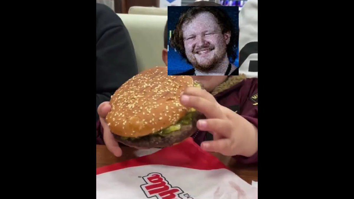 IRISHCSDRAMA's tweet image. BREAKING:

Adam Conway spotted in McDonalds ordering a Big Tasty ‼️🍔

First snippets of the review being posted on XDA have leaked!  👇👇

&quot;The bun to meat ratio is nothing we&apos;ve seen before in Maccies!&quot; 

More to follow...

@AdamConwayIE