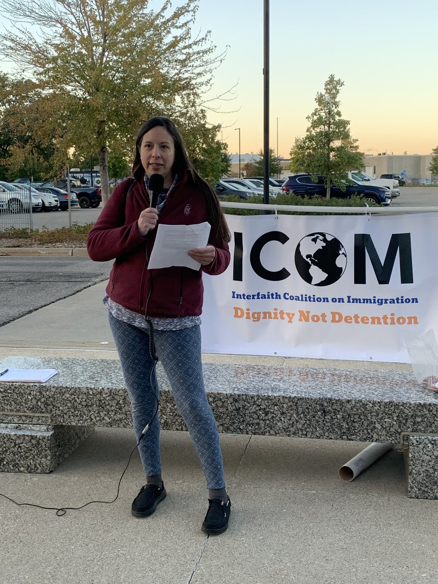 sarahsoasis's tweet photo. Sarah's director Cheryl Behrent had the incredible opportunity to speak this morning at the Minnesota Interfaith Coalition on Immigration's October vigil. Cheryl shared Sarah's mission with a crowd similarly dedicated to the dignity of our immigrant community! https://t.co/774GbtZpPB