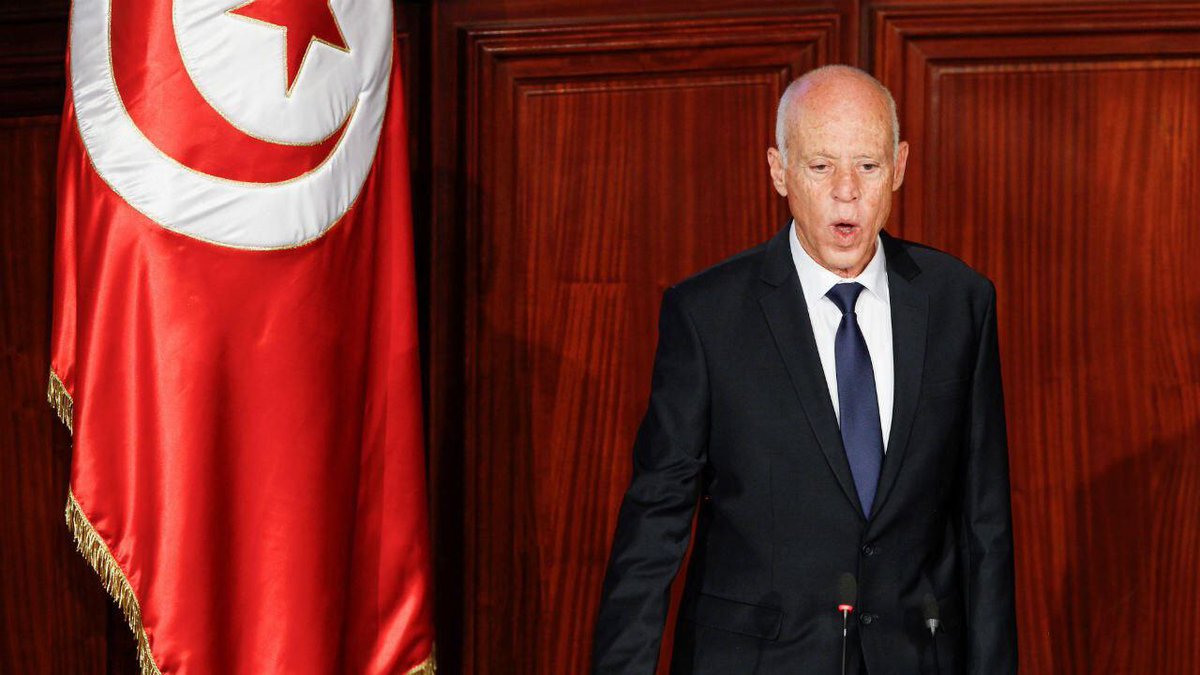 ⚠️🇹🇳🇵🇸  #Túnez El presidente tunecino, #KaisSaied, presidió una reunión para discutir formas de apoyar al pueblo palestino a nivel diplomático y sanitario, y dirigir los generadores eléctricos en el campo, especialmente después de que se cortara el suministro eléctrico en gran