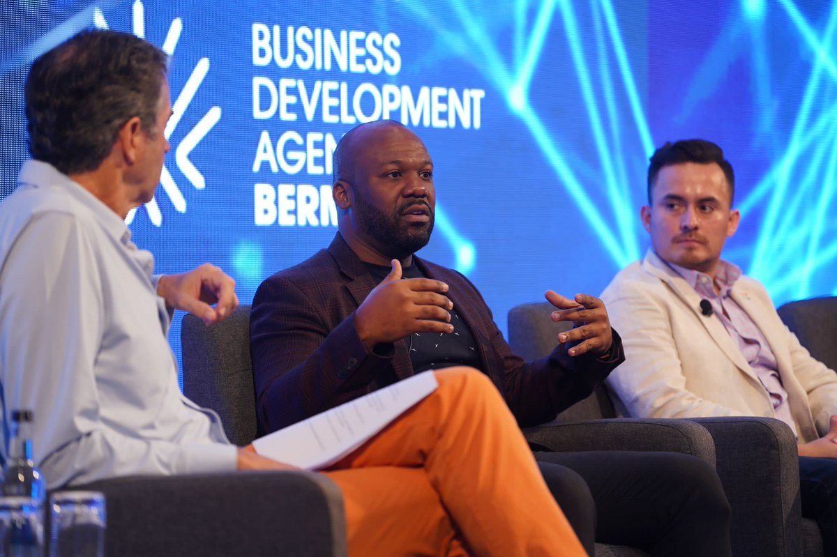 investBermuda's tweet photo. On the Path to Building a Digital Identity
Our expert panellists discuss regulatory frameworks and tech-driven initiatives that shape the digital landscape at #BermudaTechSummit
🎤 Moderator: Tim Reed, Co-Founder, NEXT Bermuda https://t.co/uTE84AHDNm