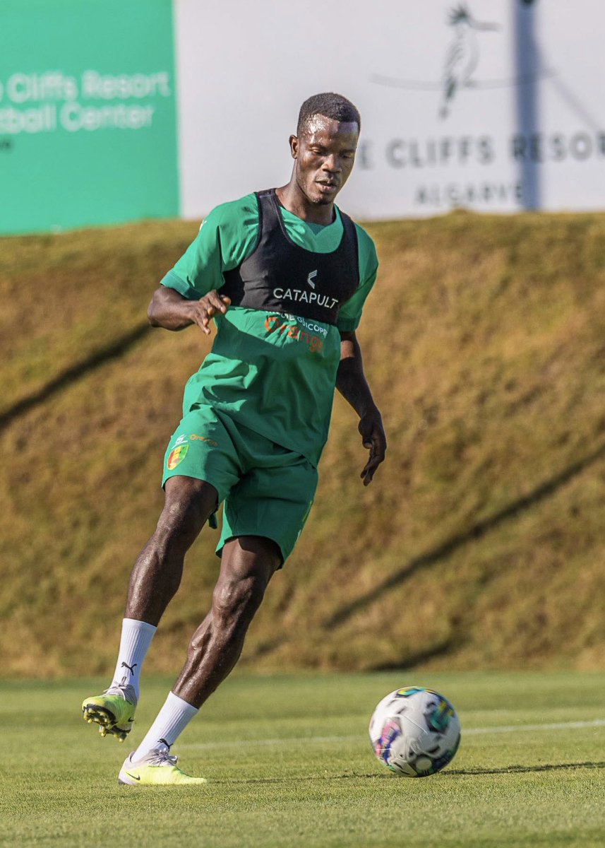 SportContents's tweet photo. 📸 Les 6️⃣ nouveaux visages du #SyliNational : 

Abdoulaye Touré / @HAC_Foot 
Mohamed Soumah / @KAAGent 
Karim Cissé / @ASSEofficiel
Fodé Guirassy / @FrancsBorains 

#ExpertsFoot224 #GbinGbinSo https://t.co/de4IbJJ9XJ