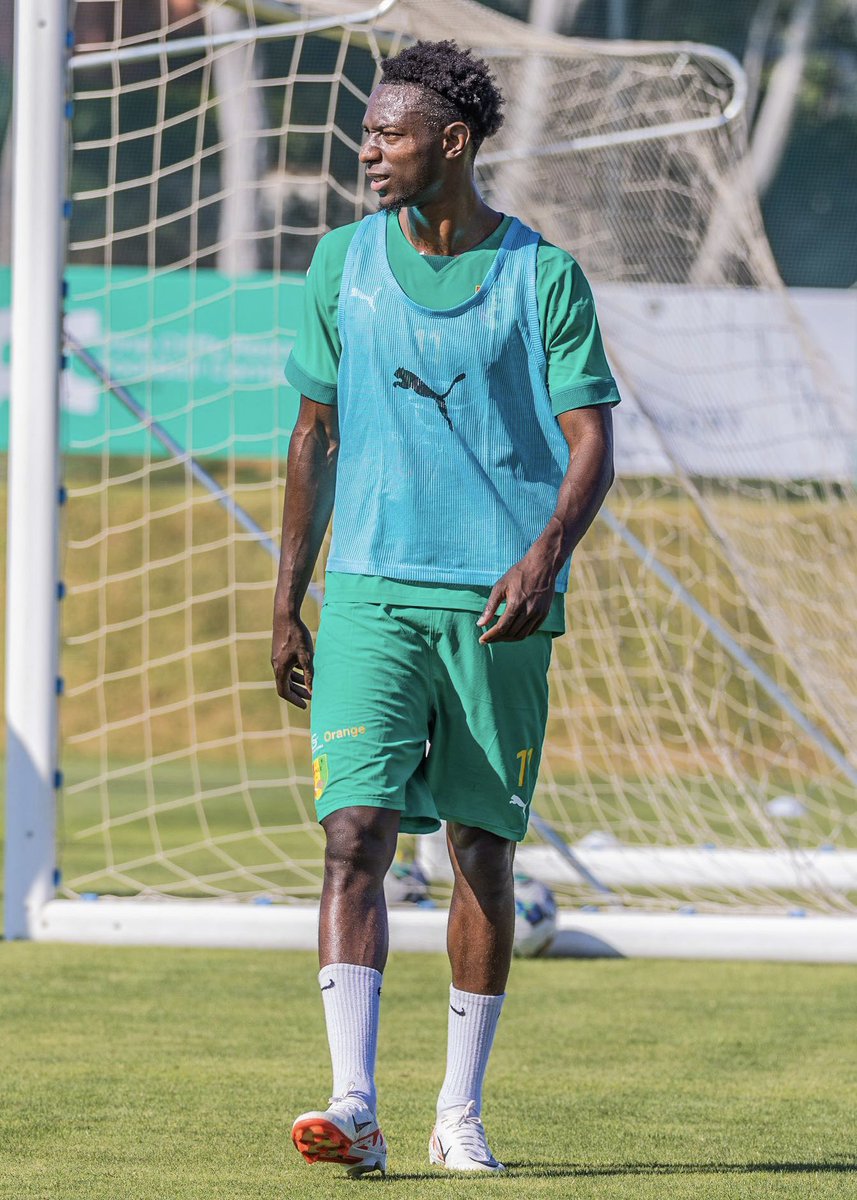 SportContents's tweet photo. 📸 Les 6️⃣ nouveaux visages du #SyliNational : 

Abdoulaye Touré / @HAC_Foot 
Mohamed Soumah / @KAAGent 
Karim Cissé / @ASSEofficiel
Fodé Guirassy / @FrancsBorains 

#ExpertsFoot224 #GbinGbinSo https://t.co/de4IbJJ9XJ
