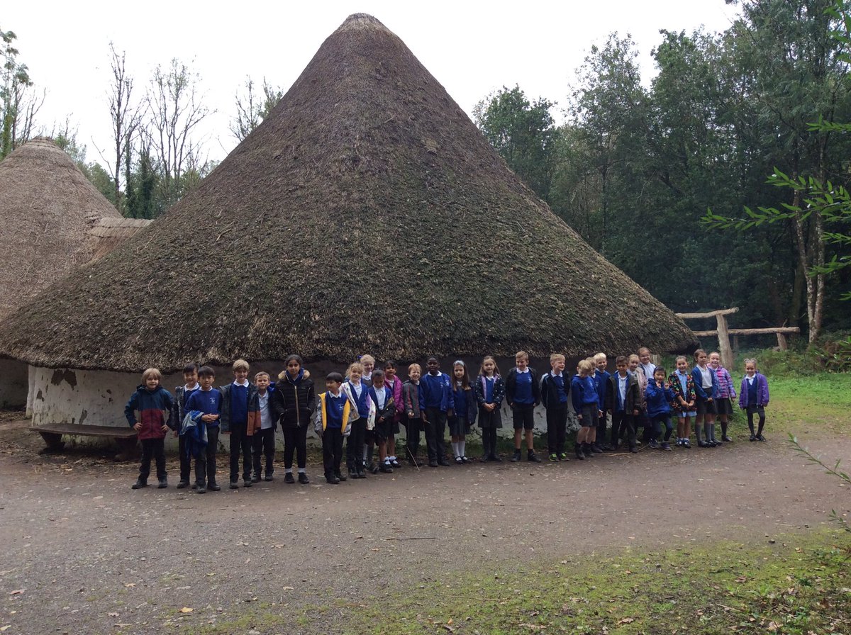 26brynd's tweet photo. Dosbarth Tri had a fantastic trip to St Fagan’s today learning all about life as a Celt in Wales. Diolch @StFagans_Museum @brynderiprimary @BrynDeriPTA https://t.co/mKy5B9NLB8