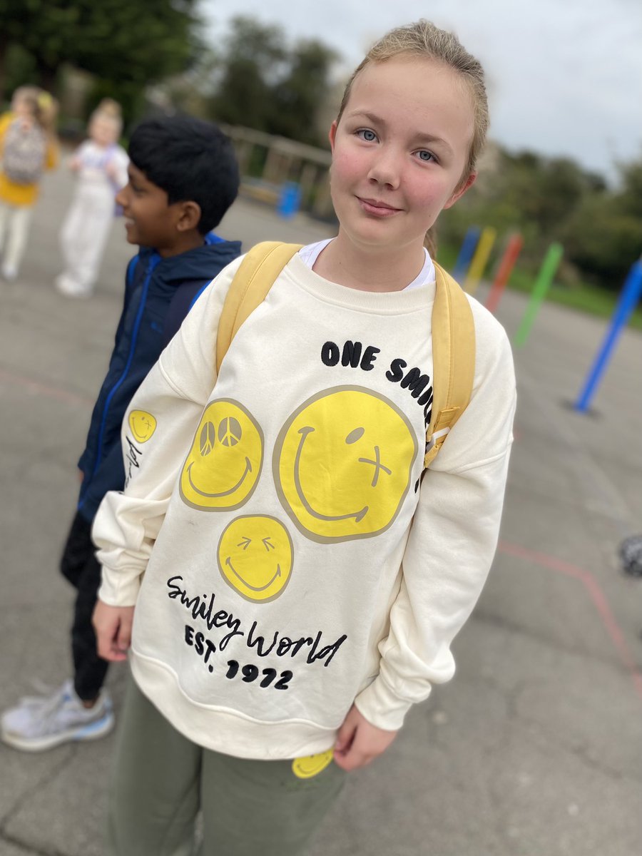 Today, we wore yellow to recognise #MentalHealthAwarenessDay, before thinking what our reasons were to support this cause. Y6 also had a great session from @CompassGoMHST to help them understand their own brains and mental health. Great day! @YoungMindsUK @ScarthoJ