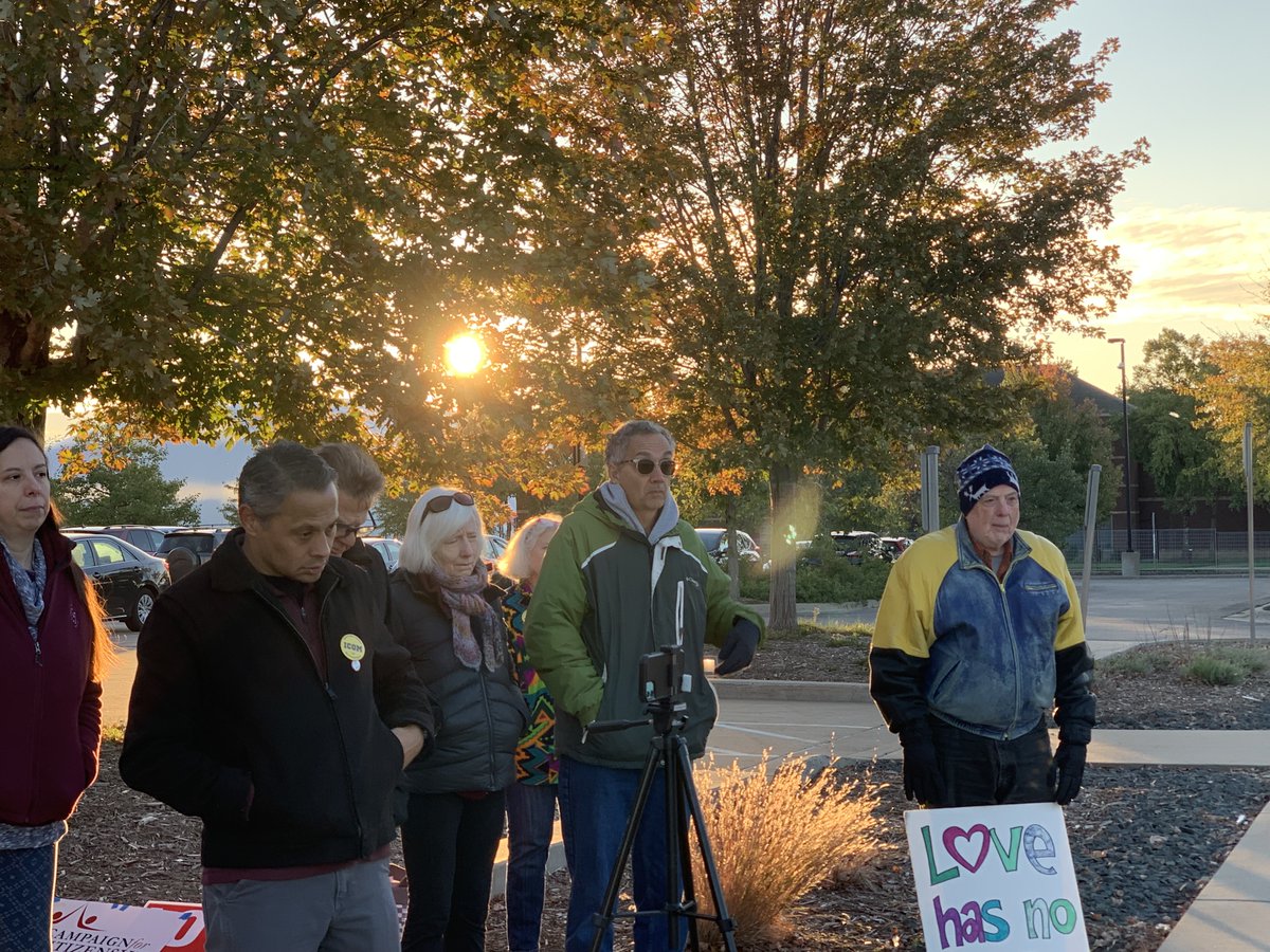 sarahsoasis's tweet photo. Sarah's director Cheryl Behrent had the incredible opportunity to speak this morning at the Minnesota Interfaith Coalition on Immigration's October vigil. Cheryl shared Sarah's mission with a crowd similarly dedicated to the dignity of our immigrant community! https://t.co/774GbtZpPB