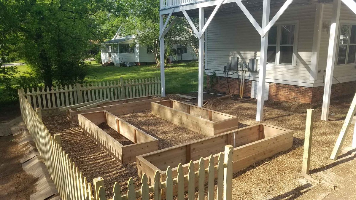 GardenGnomads's tweet image. Our team is detail oriented and has keen attention to detail in designing every landscape project. Produce abundant food while reducing water, fertilizer, and labor. Contact us at (828) 547-3764 to schedule your free estimate. 
 
#LandscapeDesign #LandscapeDesignServices #Edi ...