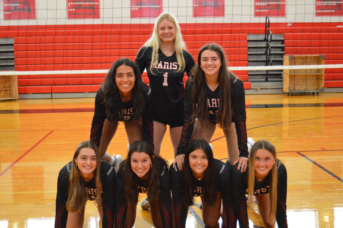RedHawkVB's tweet photo. 🏐PROGRAM SENIOR NIGHT 2️⃣0️⃣2️⃣3️⃣ 🏐 Tonight 6pm🤩 #ProgramFam🫶 #Super🎰 https://t.co/wckmV844xc