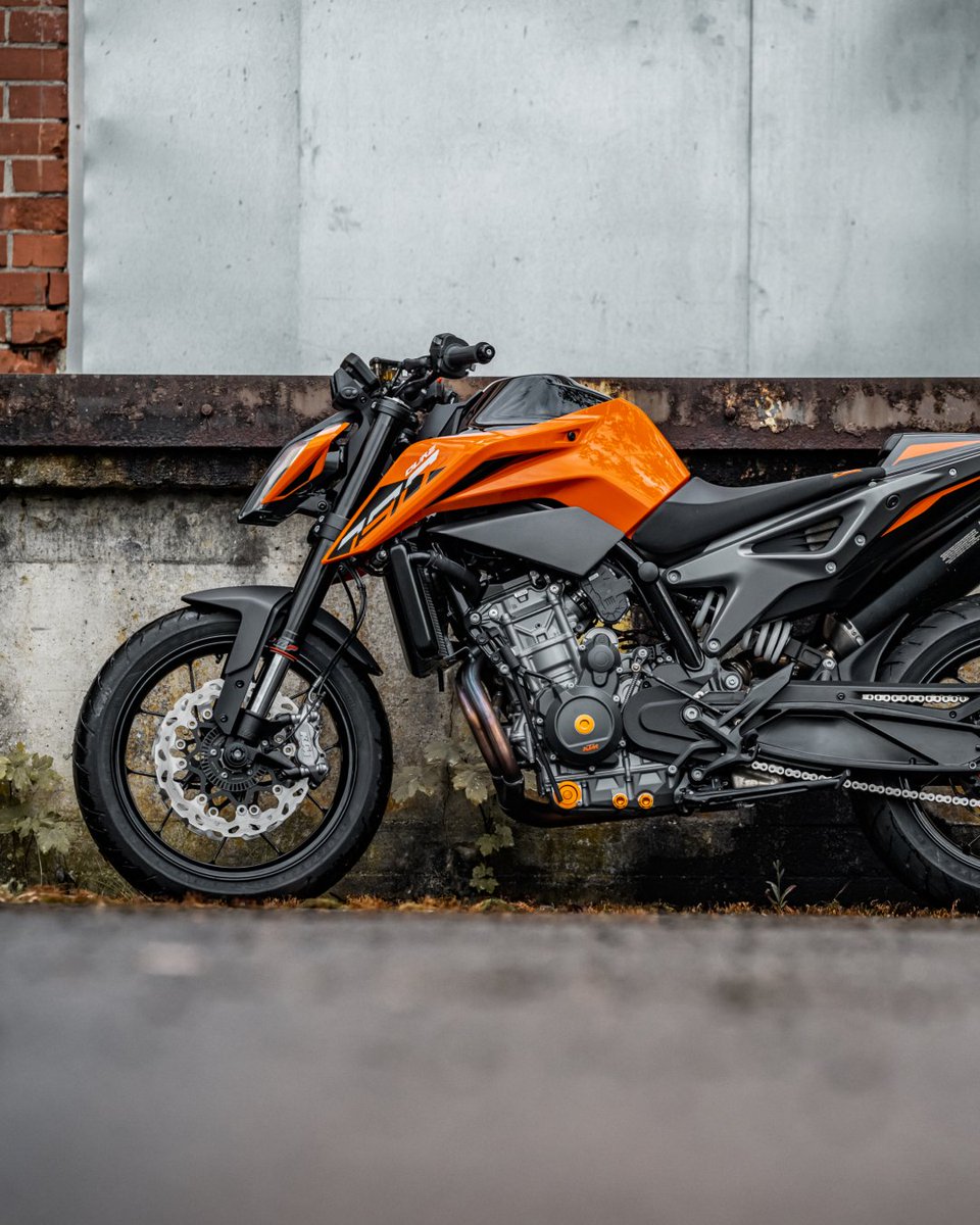 KTM_UK's tweet photo. Experience unmatched precision for just £69 per month with the KTM 790 DUKE, THE ORIGINAL SCALPEL.
What are you waiting for? https://t.co/zCBLi6SOby
#KTM #ReadyToRace #GetDuked #TheOriginalScalpel #KTM790Duke #NOBULLSHIT #NothingToHide #SharpAndPrecise https://t.co/AEkl5QN26W