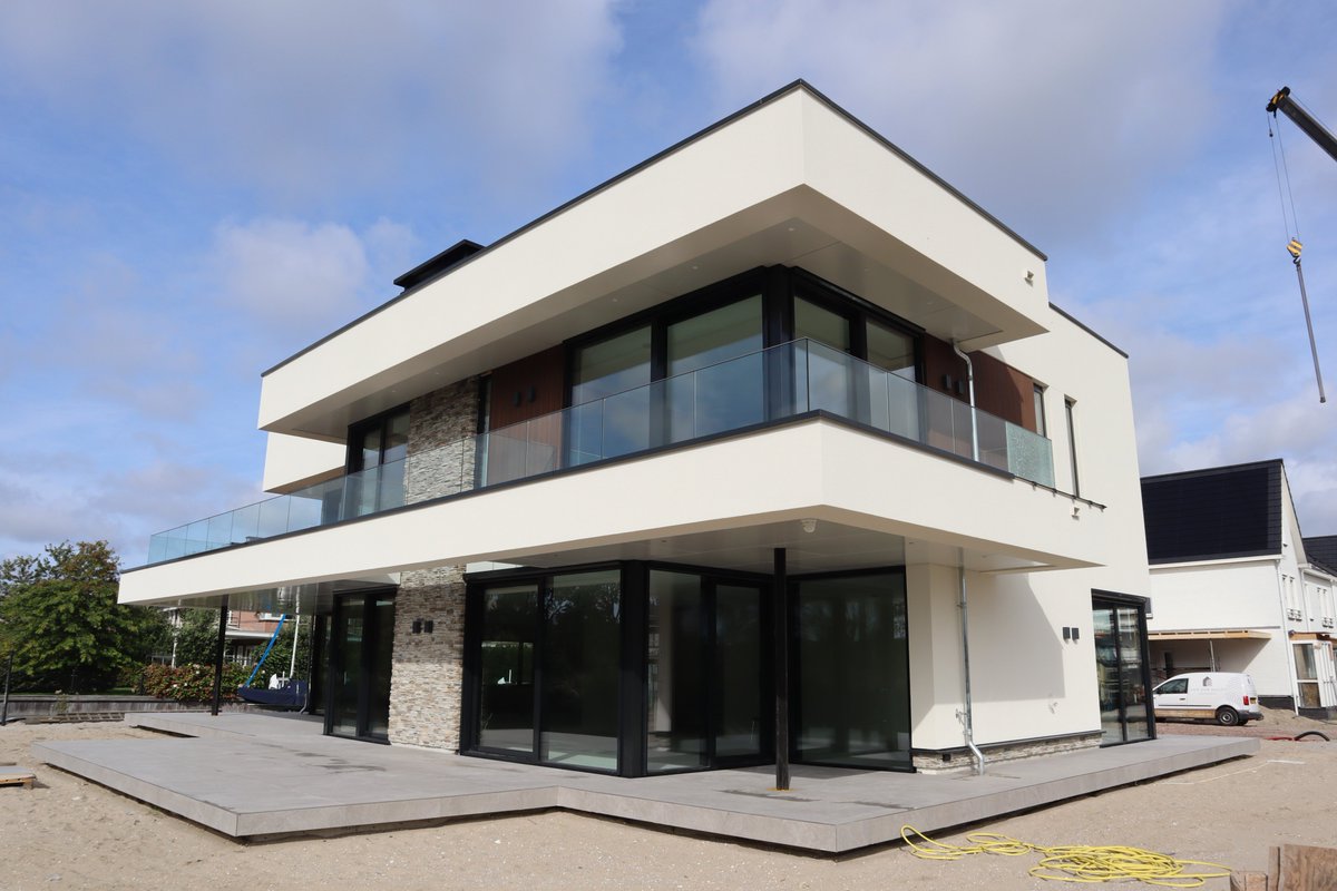 Van der Wiel Bouw bouwt 10 nieuwe woningen in Lisse - INTO business