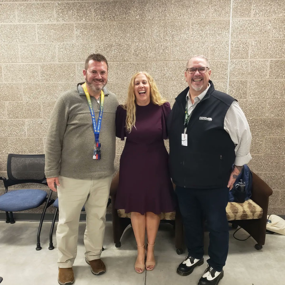 HudgensMolly's tweet image. 2 hours from Seattle, there is a beautiful town called Selah where we shared our @CMOH_Society @CitizenHonors @dbc_inc @SafeSchoolsOrg #savingsycamore story w/ educators from @The_VikingWay &amp;amp; spent 2 days observing God's majesty in WA. #gobesomekidshero #mohstrong #Psalm91