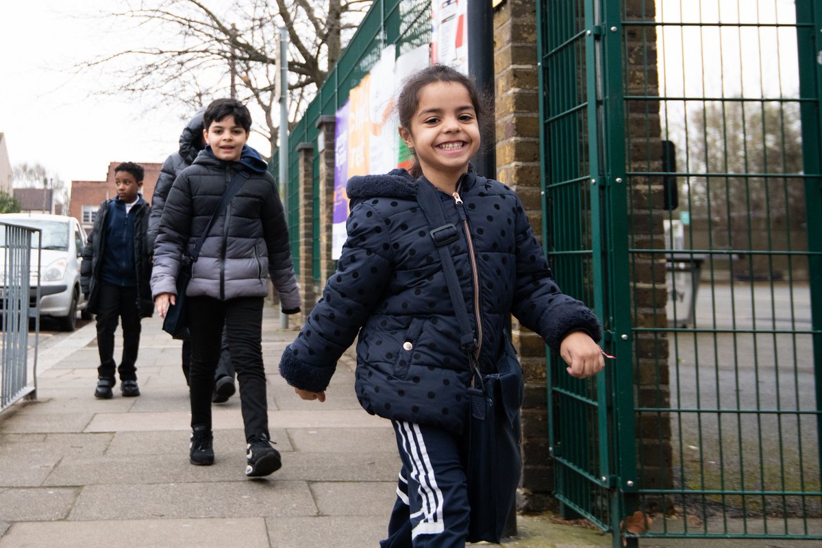 October is International Walk to School Month, when pupils around the globe celebrate the benefits of walking and wheeling to school. Head over to @livingstreets to find out how to get involved >>> buff.ly/35AchSD