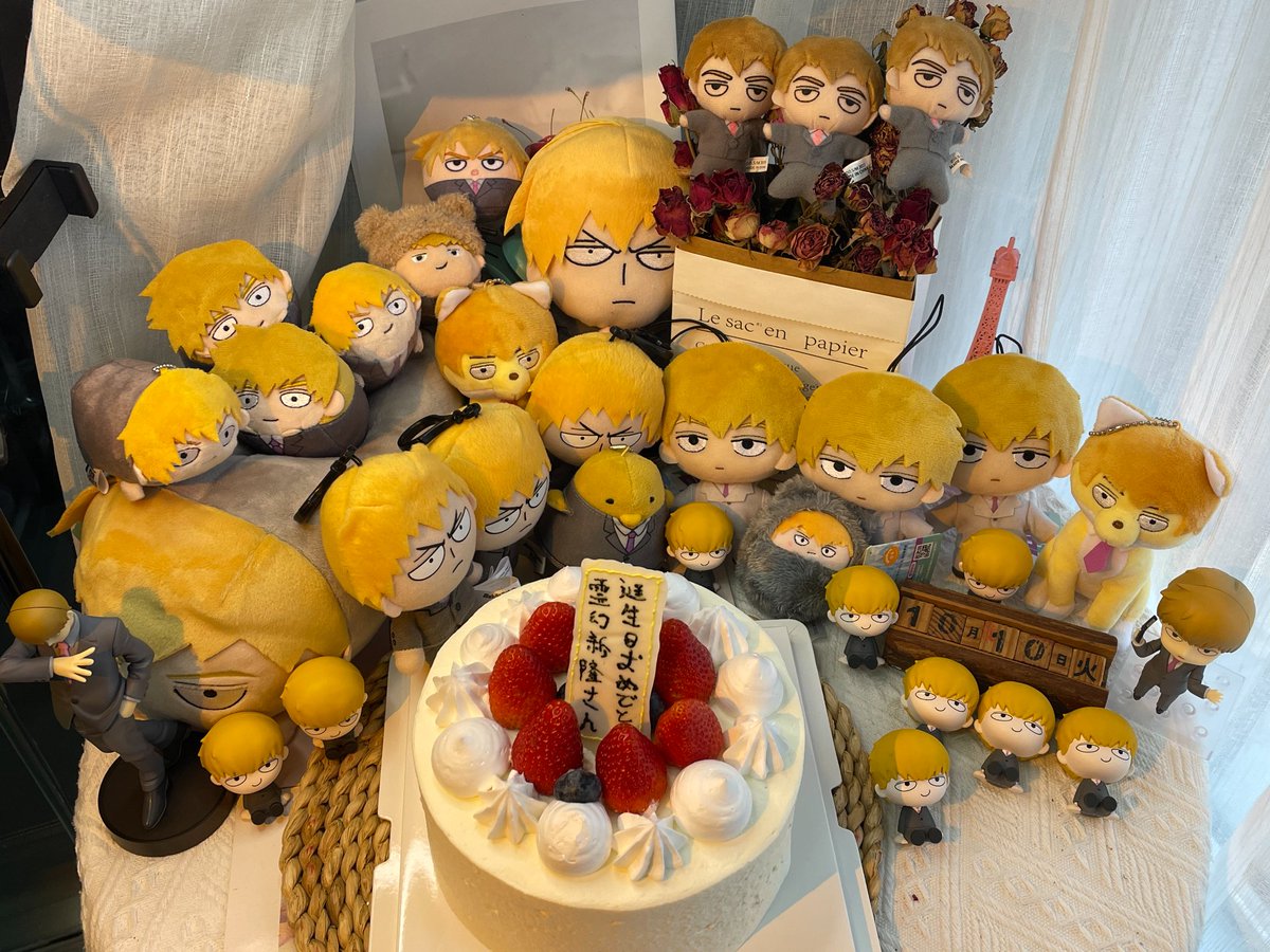 _fushimi_1107_'s tweet photo. 霊幻新隆さん、お誕生日おめでとうございます! https://t.co/p1UnMJ1PUT