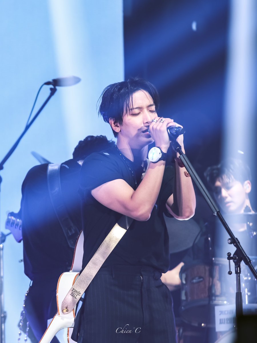 chelsea870802's tweet image. 2023.10.07 CNBLUENTITY 

사랑해💙

#씨엔블루 #CNBLUENTITIY 
#CNBLUE #정용화 #JUNGYONGHWA