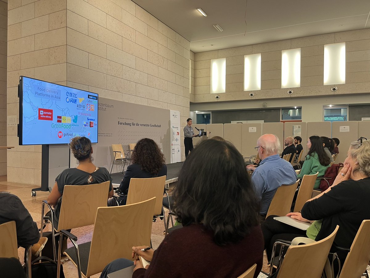 j_kloiber's tweet photo. I finally made it to #INDL6 โDigital Labor in the Wake of Pandemic Timesโ for the keynote of Jack Linchuan Qiu on Labor-Capital Relationships in the Softbank Empire. You can watch the livestream here: https://t.co/DWq78PVeZV https://t.co/9BYBzSpe8e