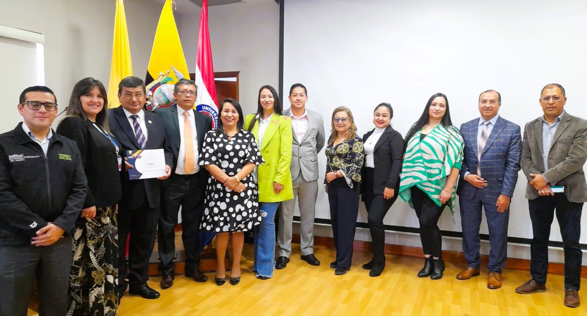 Uni_Indoamerica's tweet photo. 🗣️La Red de Universidades Ecuador – Colombia (#REDEC), organizó el VI encuentro de Educación Superior sobre #InteligenciaArtificial en la Educación Superior: Retos y Oportunidades. Participó en representación de #Indoamérica, el  Dr. Janio Jadan, vicerrector de #Investigación. https://t.co/WTpt0TGcOz