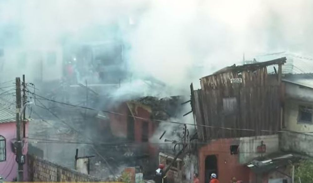 luizreis653's tweet image. 92amz.com.br/2023/10/10/inc… Incêndio atinge casas no bairro Japiim, não há registro de vítimas #Fogo #Japiim #Bombeiro