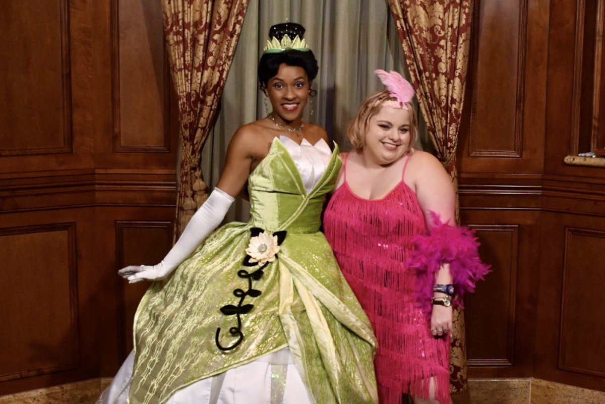 It’s not just a bunch of hocus pocus…Halloween is the most spook-tacular time of year to be in the parks! 🎃👻 #DisneyAlumni