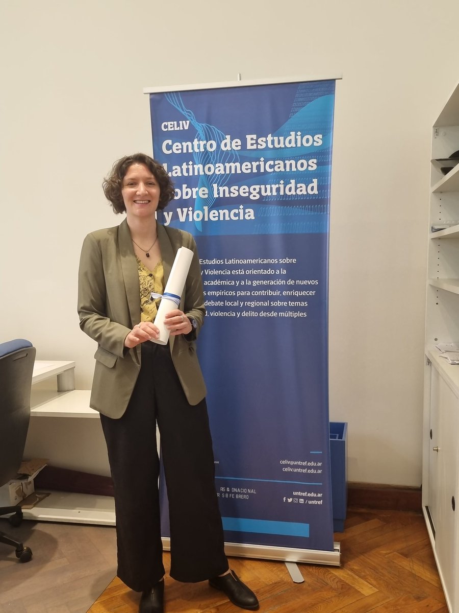 CELIV_UNTREF's tweet photo. Felicitamos a nuestros primeros graduadxs de la Maestría en Criminología y Seguridad Ciudadana, dirigida por @marcelobergman

👏 #BelénRocaPamich 
👏@Dr_SebaPutzoli https://t.co/EYch8c5n8a