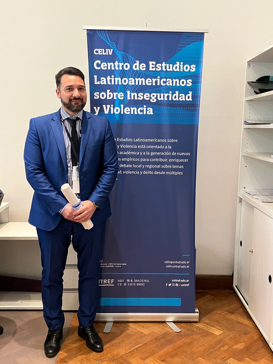 CELIV_UNTREF's tweet photo. Felicitamos a nuestros primeros graduadxs de la Maestría en Criminología y Seguridad Ciudadana, dirigida por @marcelobergman

👏 #BelénRocaPamich 
👏@Dr_SebaPutzoli https://t.co/EYch8c5n8a