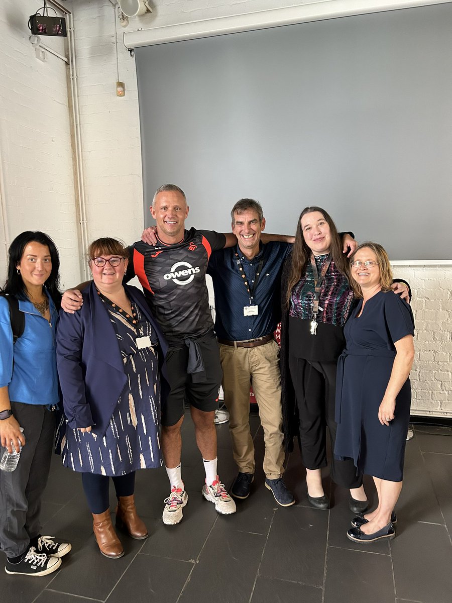 Aimee morgan tweet media