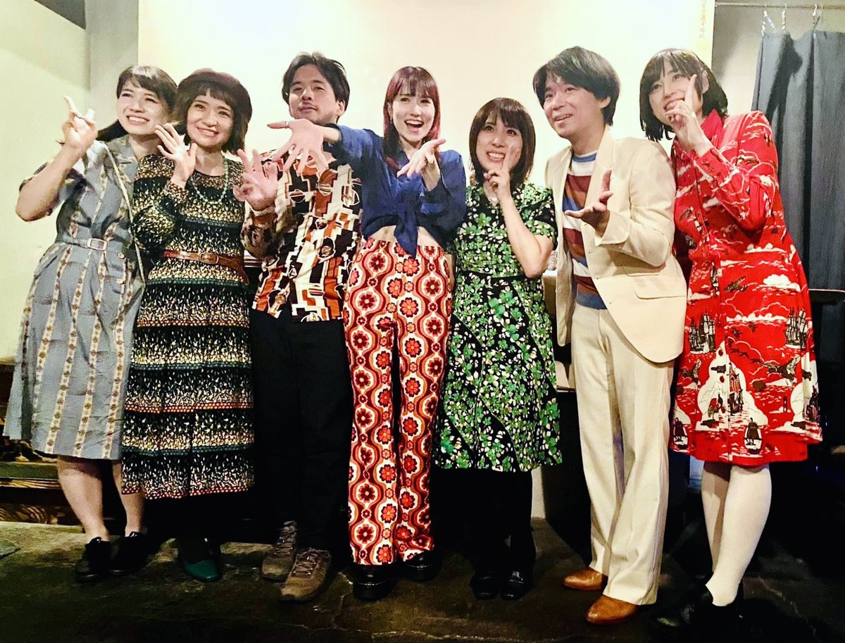 PenFriendClub's tweet photo. 【クラウドファンディング募集終了】
この度は応援ありがとうございました☆
9thアルバム『Back In The Pen Friend Club』完成と、レコ発に向けて頑張ります！
https://t.co/nsglqaifc8 https://t.co/fHRbenaNoI