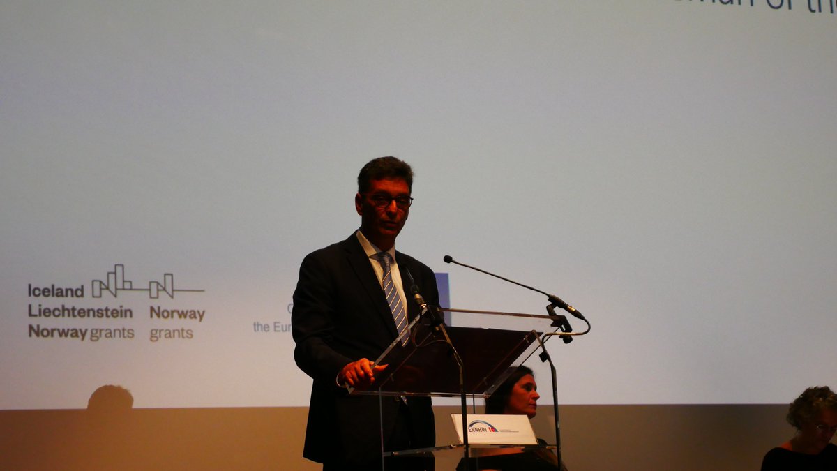 ennhri's tweet photo. Peter Svetina, #Ombudsman of Slovenia, spoke further on #AI at #TENNHRI:
-Though our knowledge is not yet so great, we know AI threatens rights. Must observe the situation.
-We need national supervisory bodies to monitor future Council of Europe Convention on AI implementation. https://t.co/n5Xcgmvz3b