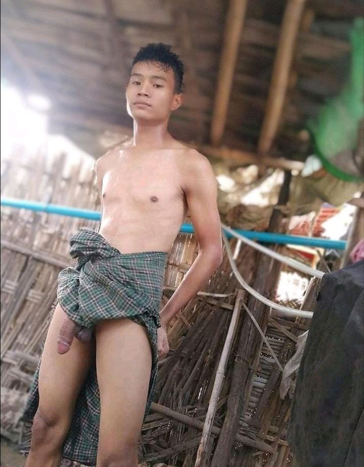 ကိုလွှမ်း tweet media