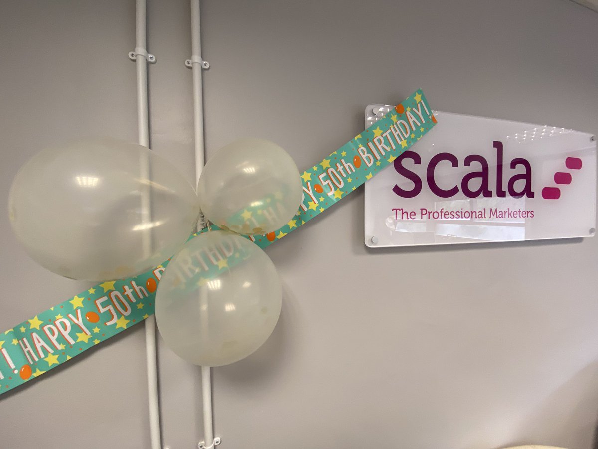 Natalie_Scala's tweet photo. Sliding into my 50’s…thanks for “send off” #TeamScala.
@Carly_Scala is the baker extraordinaire https://t.co/8pf8Yj8ISW