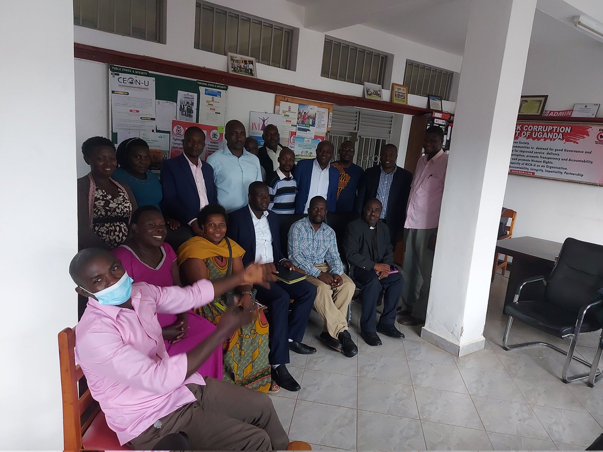 ninyesigar's tweet photo. We've had an insightful &amp; candid reflection on CSO Health, here in Kabale. 

Values-based partnership is what Kigezi CSO leaders believe can create desired change.

#CoherentNGOs ought to live by the principles of mutual respect &amp; accountability 

@MichaelAboneka 
@larok_arthur https://t.co/sBRBOVlQyD