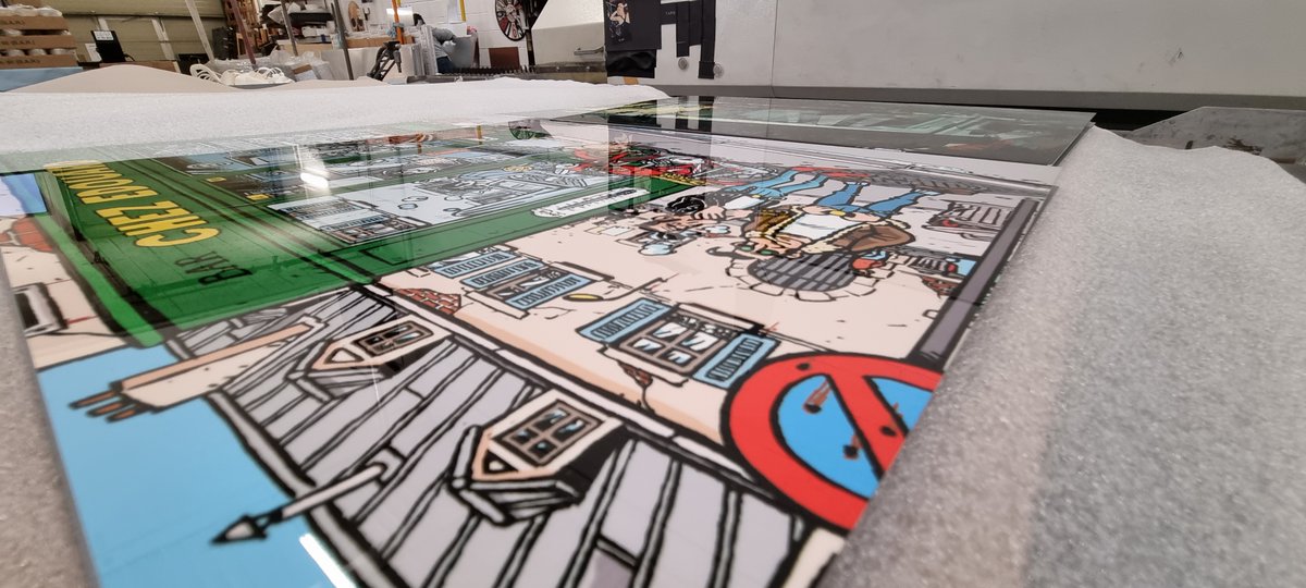 solidnft's tweet photo. @newmisma &amp; @solidnft 🤝

We loved creating physical editions of these artworks

@solidmax_ 👀 https://t.co/Sl6NnOsttr