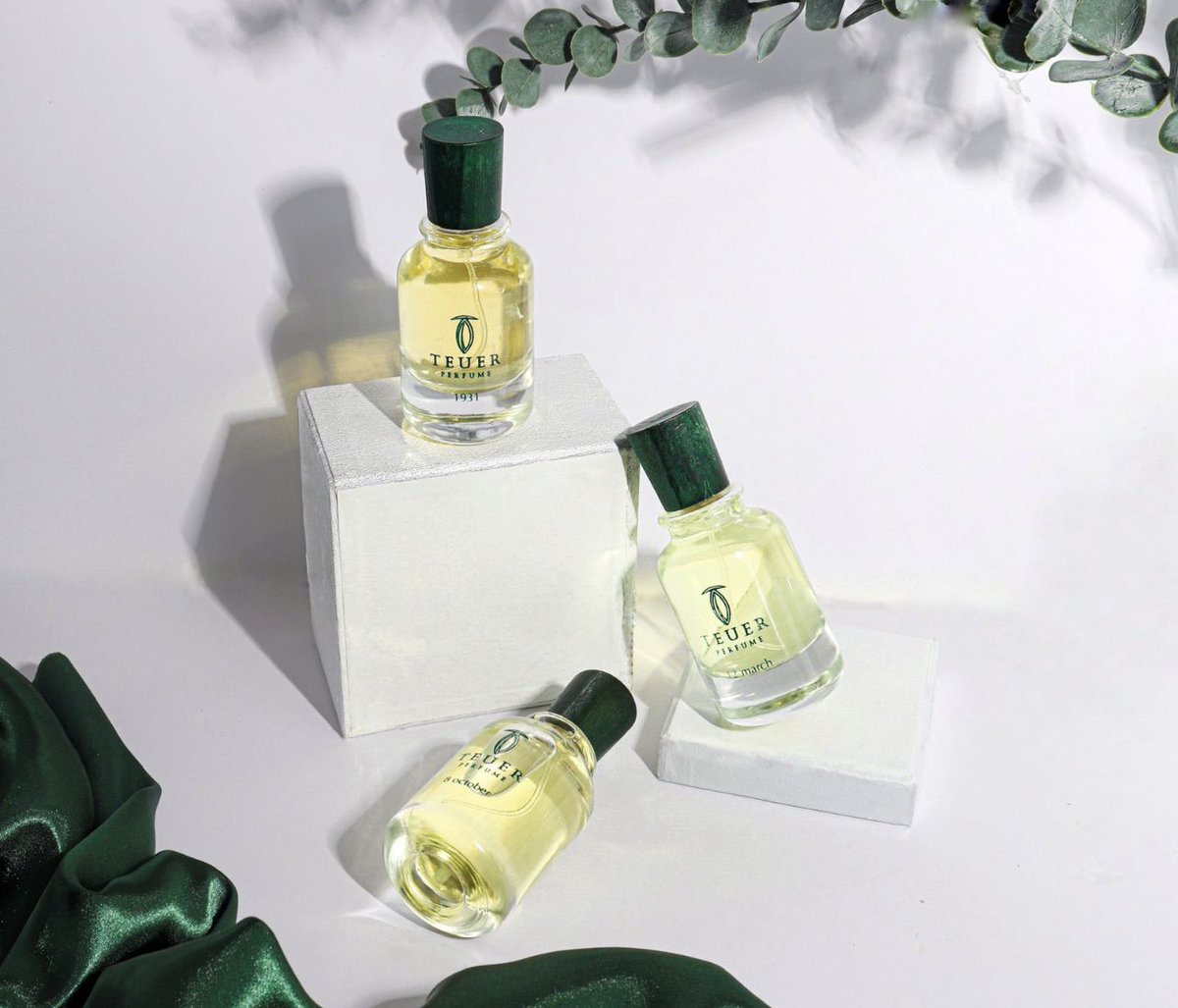 bhb919's tweet photo. لكل عطر حكاية ، مستوحاة من وحي الخيال ✨

براندي TEUER 🤍 ، بعد انقطاع فتره حبيت يرجع بحلة جديدة وجميلة 
بكل حُب أتشرف فيكم 🙏🏻🌹

https://t.co/mYunnl7rB8 https://t.co/xaXlC0BEVy