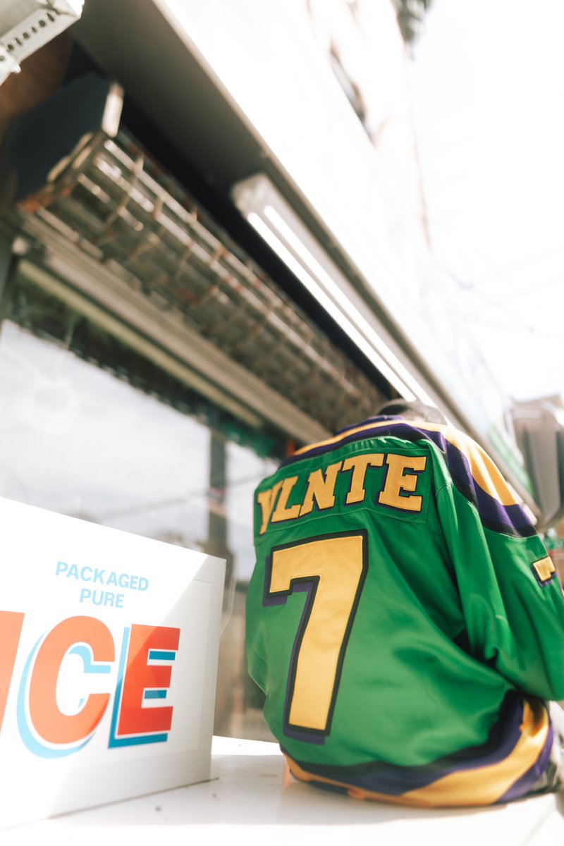 Lebron__313's tweet photo. I’ve been inactive on here, but I wanted to show my latest drop from my brand! Still going strong with this clothing thing, still growing little by little. https://t.co/D1cJpNTpWD