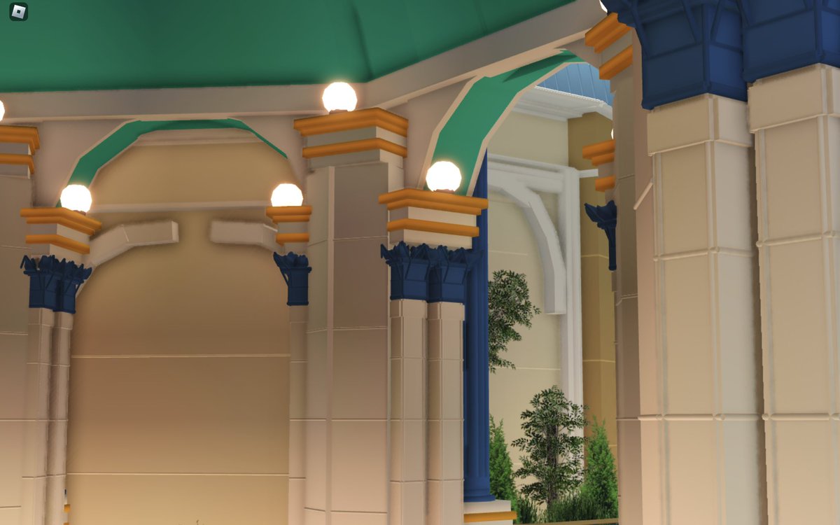 Ariel's undersea adventure, located in Disneys California adventure

#bloxburg #bloxburgbuilds #bloxburgtm