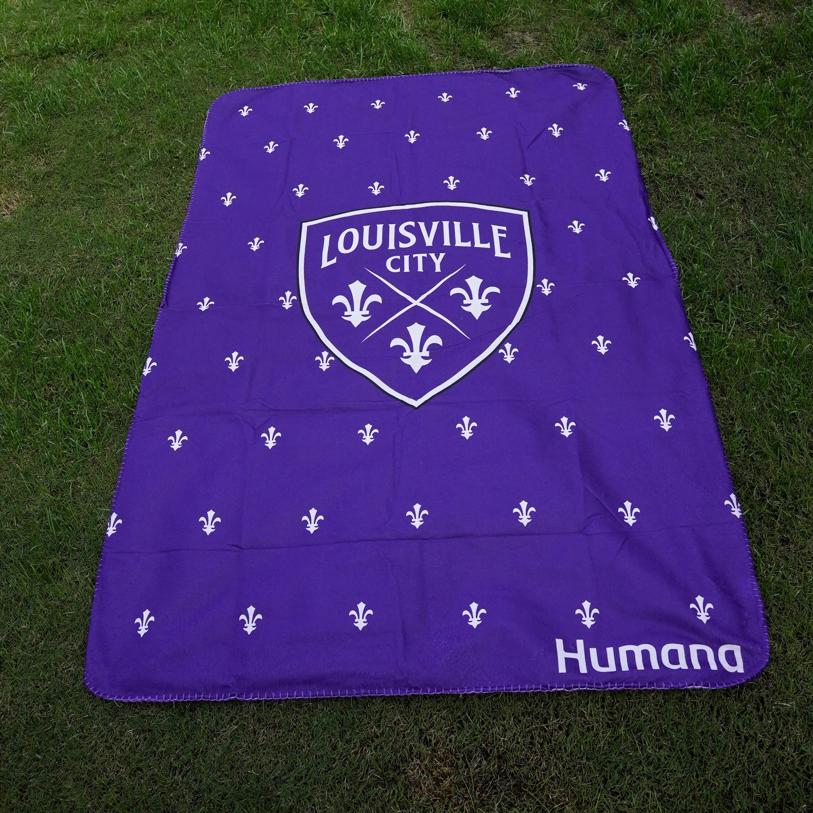 Louisville City FC on X: Fall footy weather is here and we've got the  perfect giveaway for our regular season finale 👀 @Humana will be giving  away 1,000 co-branded blankets In the