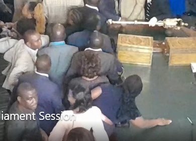 advocatemahere's tweet photo. 🟡You can’t call in riot police each time you lose a debate against us in Parliament. We are in Parliament to debate & not fight. Use the Constitution, the law & the Standing Orders. Not force. Why did the Police assault honourable members today? It’s not a crime to be the voice of the people.