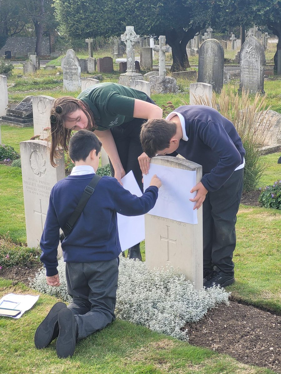 Sarah Nathaniel tweet media