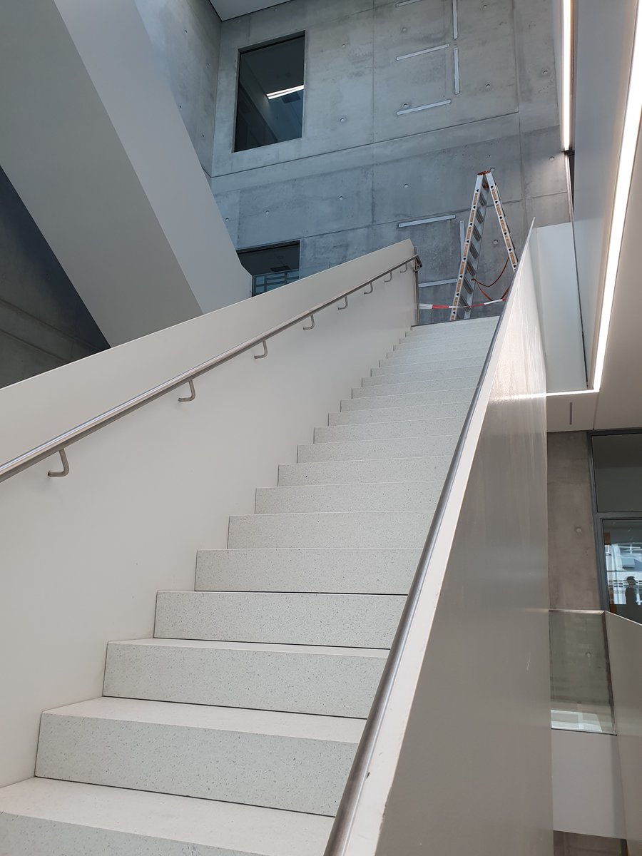campusbuch's tweet photo. Neue Labore für #Berlin|s Life-Science-Branche. Das #Gründerzentrum #BerlinBioCube eröffnet am 11. Oktober 2023 für junge #Biotech- und #Medtech-Unternehmen am Campus Berlin-Buch. #campusbuch @HealthCapitalBB @zukunftsorte @SenWGP @RegBerlin @SenWiEnBe @MDC_Berlin @LeibnizFMP https://t.co/eA7ytA2L0U